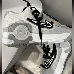KD Trey 5X Mens Basketball Shoe Size 12